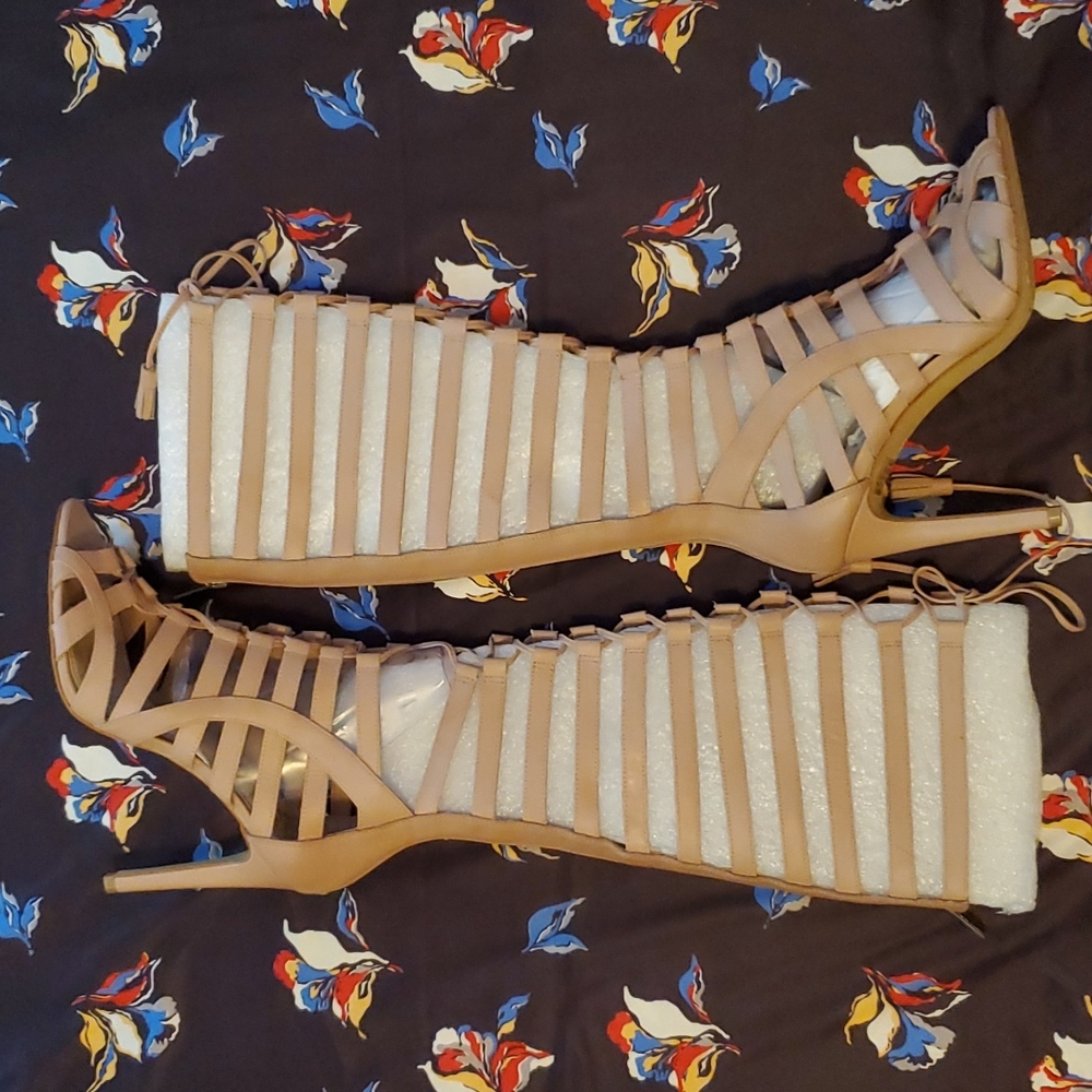 Vince Camuto Gladiator Sandals